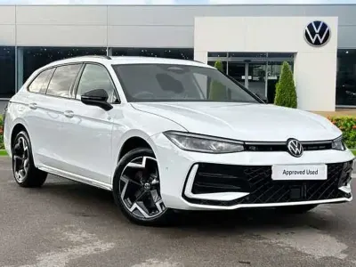 Novo VW Passat R-line 203 HP (149 kW) 2025 Branco Carrinha