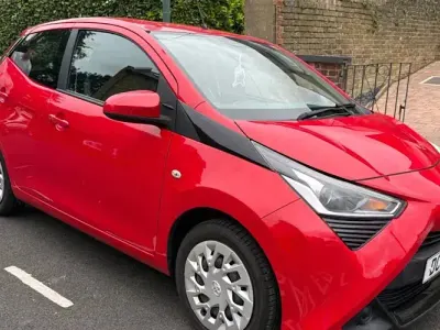 Used Toyota Aygo X-play 72 HP (52 kW) 2020 Hatchback