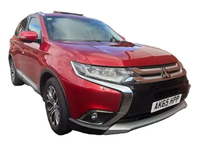 Used Mitsubishi Outlander 150 HP (110 kW) 2015 Red SUV