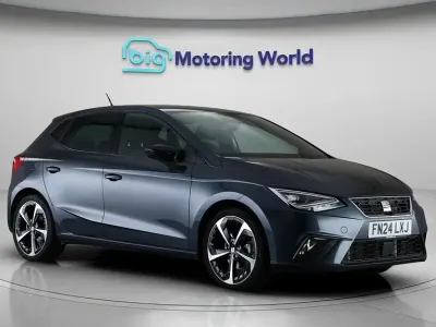 Używany Seat Ibiza FR Sport 110 KM (80 kW) 2024 Szary Hatchback