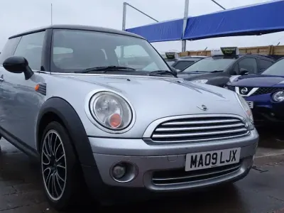 Used Mini Cooper Hatch 120 HP (88 kW) 2009 Silver Hatchback