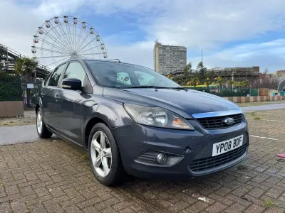 Used Ford Focus Zetec 100 HP (73 kW) 2008 Grey Hatchback