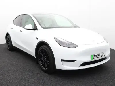 Used Tesla Model Y Long Range AWD 378 kW (514 HP) 2023 White SUV