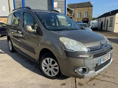 Used Citroën Berlingo XTR 90 HP (66 kW) 2013 Brown MPV