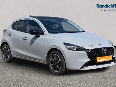 Usado Mazda 2 Homura-Aka 116 HP (85 kW) 2023 Cinzento Citadino