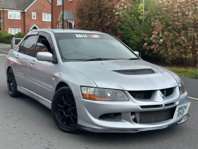 Usado Mitsubishi Lancer 2025 Prateado Sedan