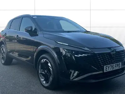 Used Nissan Qashqai N-Connecta 190 HP (139 kW) 2025 Black SUV