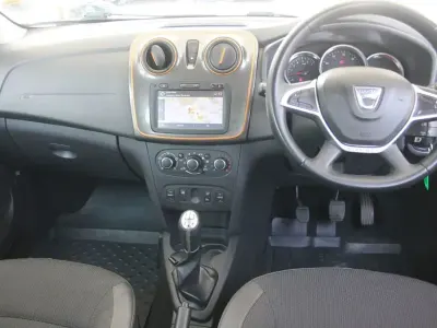 Used Dacia Logan MCV Stepway 88 HP (64 kW) 2017 Grey Estate