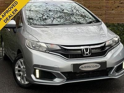 Used Honda Jazz SE 102 HP (75 kW) 2016 Silver Hatchback