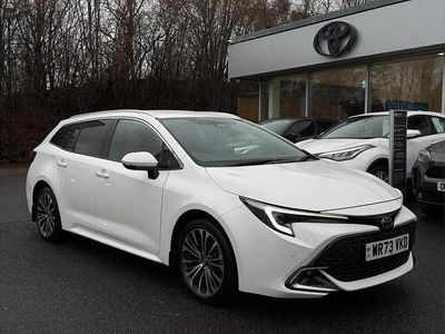 Used Toyota Corolla Design 138 HP (101 kW) 2024 White Estate
