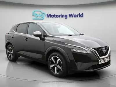 Used Nissan Qashqai N-Connecta 140 HP (102 kW) 2022 Black SUV