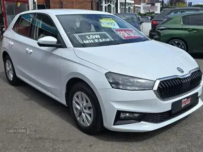 Used Skoda Fabia Comfort 2023 White Hatchback