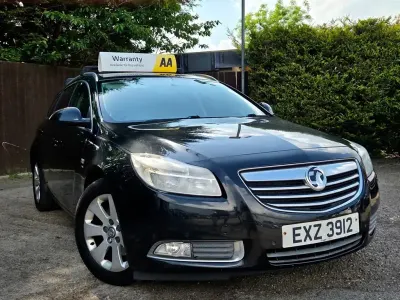 Used Vauxhall Insignia SRi 163 HP (119 kW) 2013 Black Estate