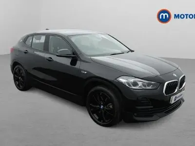 Begagnad BMW X2 Sport Line 220 HK (161 kW) 2023 Svart SUV