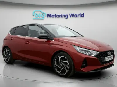 Używany Hyundai i20 Ultimate 101 KM (74 kW) 2022 Czerwony Hatchback