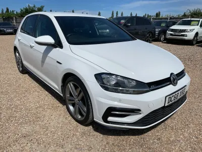 Used VW Golf VII R-line 150 HP (110 kW) 2019 White Hatchback
