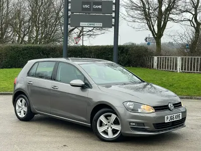 Begagnad VW Golf VII Edition 110 HK (80 kW) 2016 Grå Halvkombi
