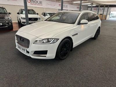 Used Jaguar XF Sportbrake Portfolio 250 HP (183 kW) 2017 White Estate