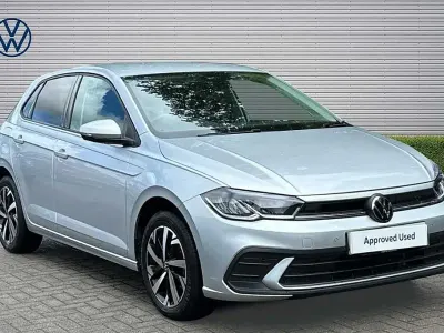Used VW Polo Life 95 HP (69 kW) 2024 Silver Hatchback