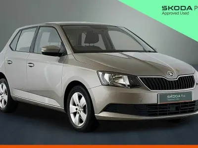 Usado Skoda Fabia SE 95 HP (69 kW) 2018 Bege Citadino