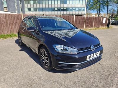 Usado VW Golf VII SE 125 HP (91 kW) 2018 Preto Citadino