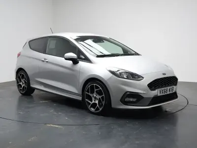 Used Ford Fiesta ST 200 HP (147 kW) 2018 Silver Hatchback