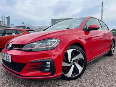 Used VW Golf VII GTI 245 HP (180 kW) 2019 Red Hatchback