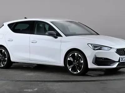 Used Cupra Leon 150 HP (110 kW) 2023 White Hatchback
