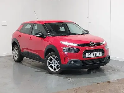 Usado Citroën C4 Cactus Feel 110 HP (80 kW) 2019 Vermelho Citadino