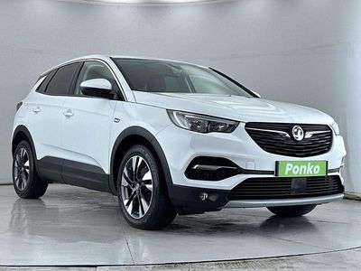 Used Vauxhall Grandland X Sport 120 HP (88 kW) 2018 White SUV