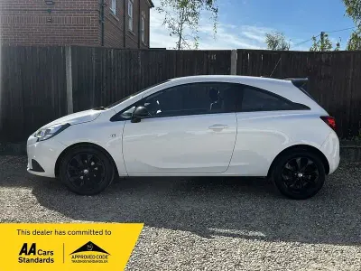 Second-hand Vauxhall Corsa 75 CP (55 kW) 2018 Alb Hatchback