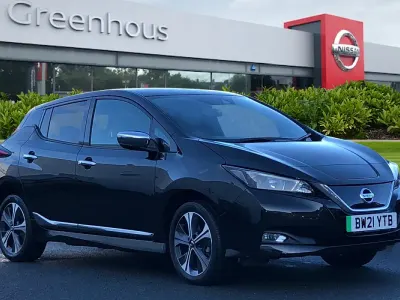 Used Nissan Leaf N-Connecta 160 kW (218 HP) 2021 Black Hatchback