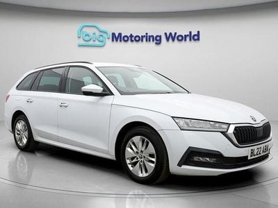 Used Skoda Octavia SE Technology 110 HP (80 kW) 2022 White Estate