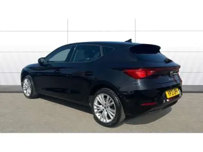 Used Seat Leon SE Dynamic 130 HP (95 kW) 2021 Black Hatchback