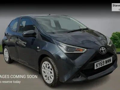 Used Toyota Aygo X-play 72 HP (52 kW) 2019 Grey Hatchback