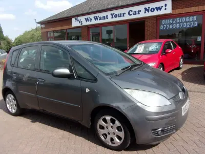 Used Mitsubishi Colt 95 HP (69 kW) 2007 Grey Hatchback