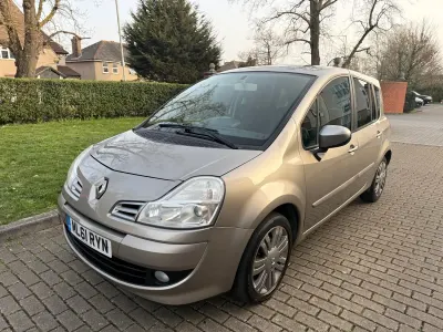 Usado Renault Grand Modus Dynamique 2011 Bege Monovolume