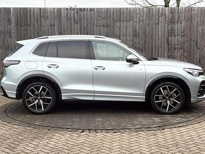 Used VW Tiguan R-line 150 HP (110 kW) 2025 Silver SUV