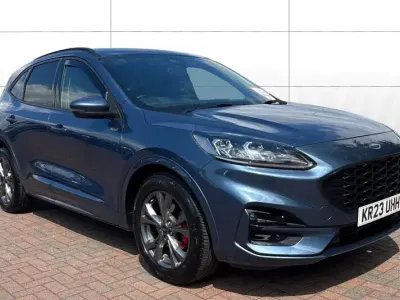 Second-hand Ford Kuga ST-Line 150 CP (110 kW) 2023 Albastru SUV