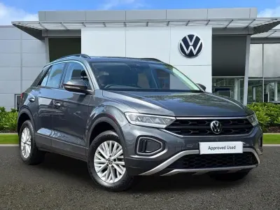 Used VW T-Roc Life 150 HP (110 kW) 2024 Grey SUV