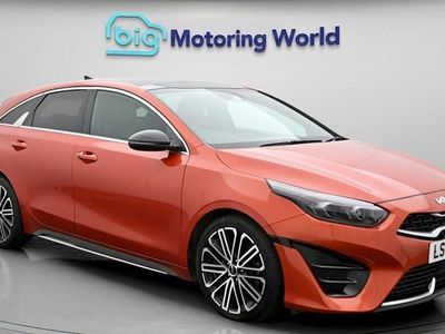 Used Kia ProCeed GT-Line S 140 HP (102 kW) 2024 Orange Estate