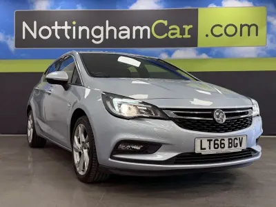 Used Vauxhall Astra SRi 150 HP (110 kW) 2016 Silver Hatchback
