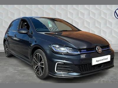 Used VW Golf VIII GTE 200 HP (147 kW) 2020 Blue Hatchback