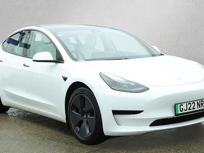 Used Tesla Model 3 Standard Range Plus 177 kW (241 HP) 2022 White Sedan
