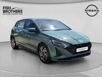 Used Hyundai i20 Advanced 99 HP (72 kW) 2023 Green Hatchback
