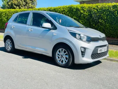 Usado Kia Picanto 2017 Prateado Citadino