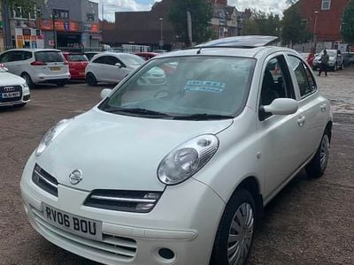 Used Nissan Micra SE 88 HP (64 kW) 2006 White Hatchback