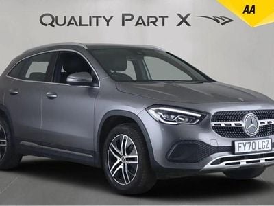 Mercedes GLA200