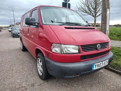Used VW T4 88 HP (64 kW) 2003 Red Van