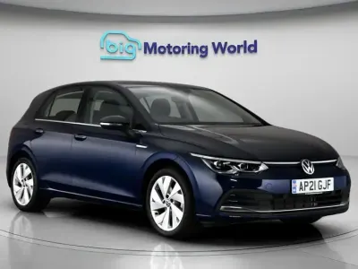 Used VW Golf VIII Style 150 HP (110 kW) 2021 Blue Hatchback